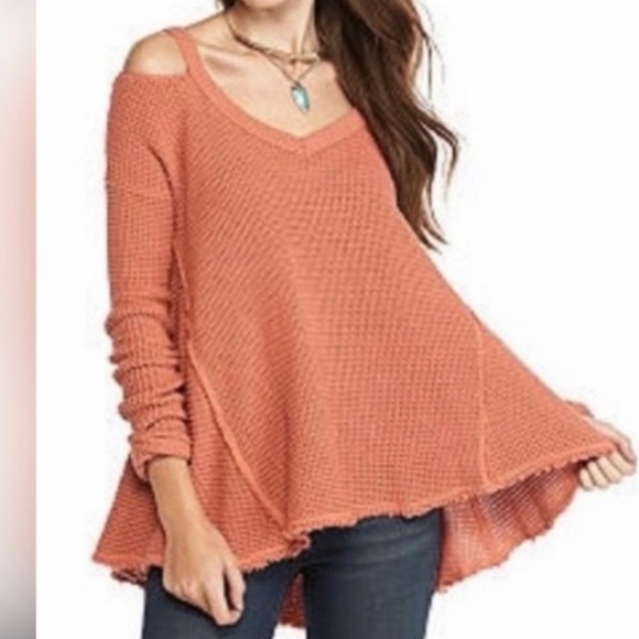 Free people salmon cold shoulder sweater large - Picture 1 of 5